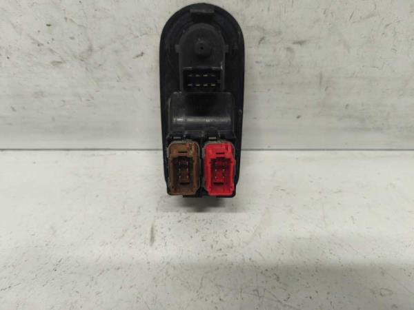 BOUTON LEVE VITRE OPEL MOVANO/ RENAULT MASTER 2003-2010 - Vue 2